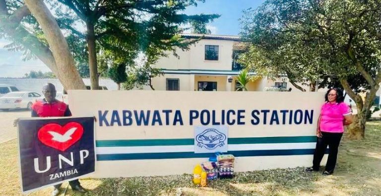 Uma só missão, em qualquer idioma!