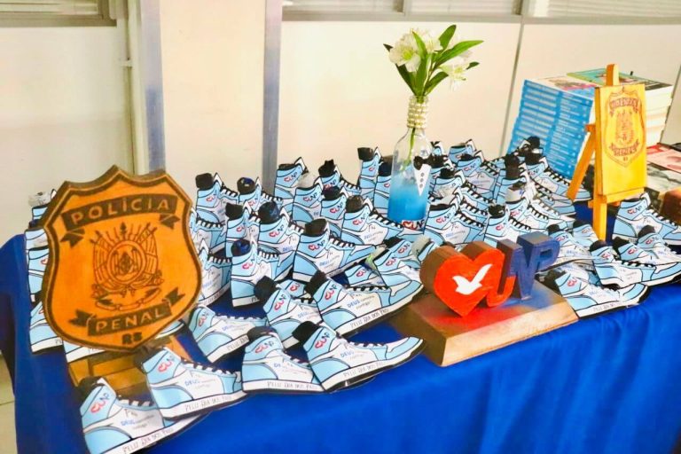 UNP realiza homenagem aos policiais penais do Complexo Prisional de Canoas em alusão ao Dia dos Pais